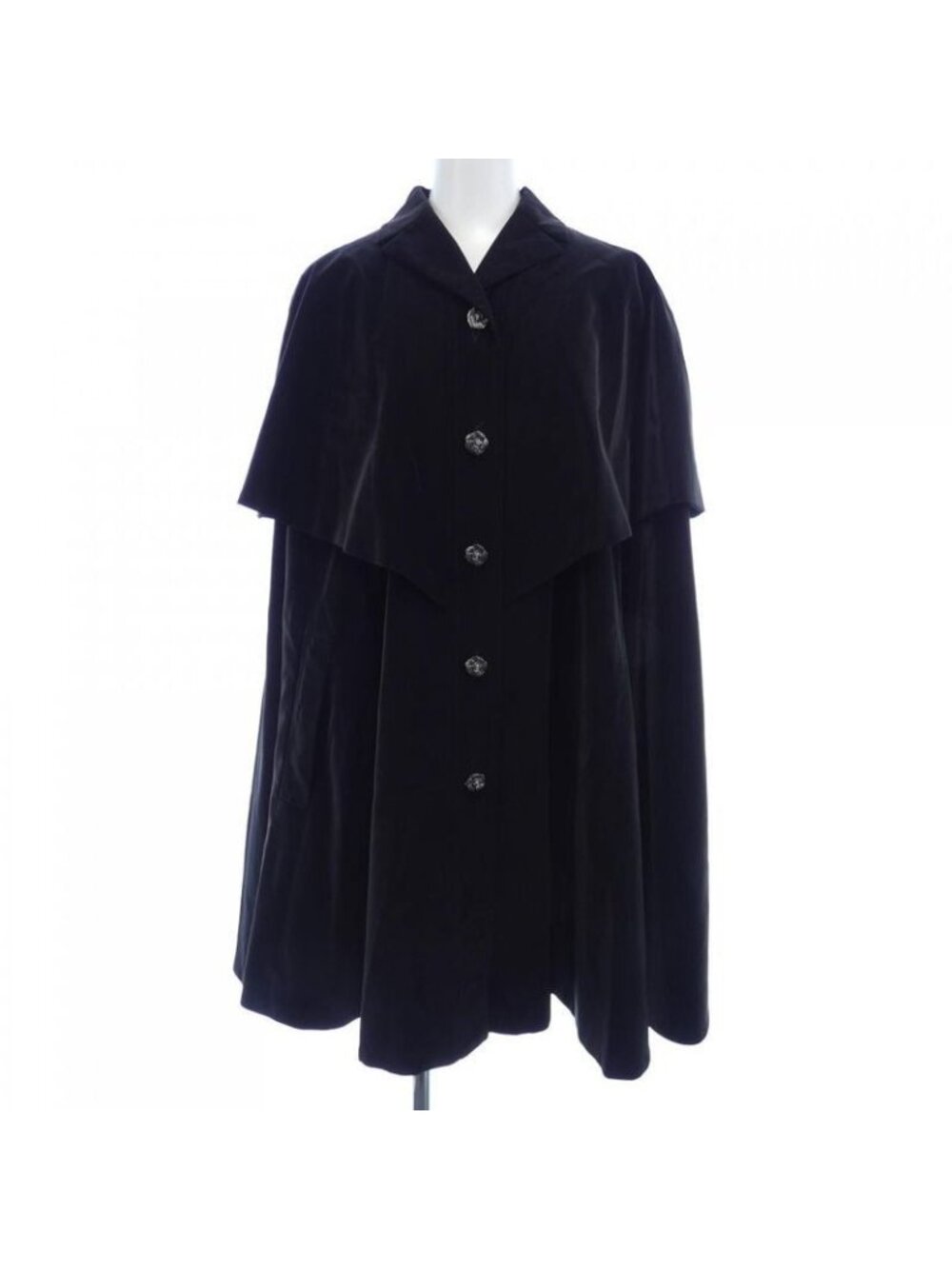 Chanel Cape - Picture 2 of 8